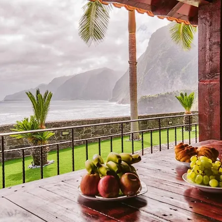 Sunny A & B By Amazing Madeira Seixal (Madeira)