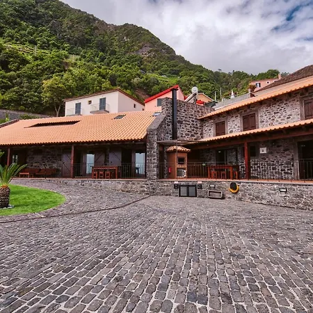 Sunny A & B By Amazing Madeira * Seixal (Madeira)