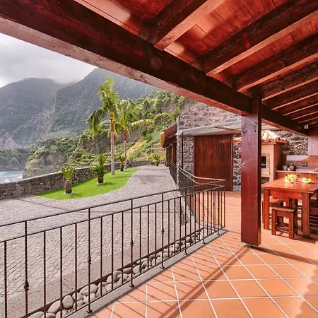 Sunny A & B By Amazing Madeira Nyaraló Seixal