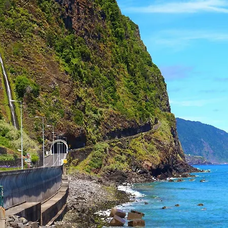 Hébergement de vacances Sunny A & B By Amazing Madeira Seixal (Madeira)