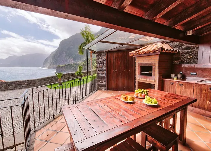 Sunny A & B By Amazing Madeira *