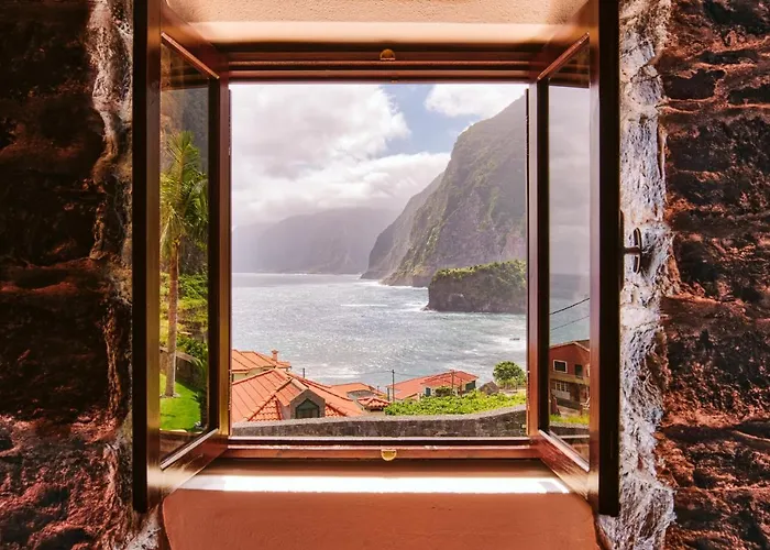 Sunny A & B By Amazing Madeira Ferienhaus Seixal (Madeira)