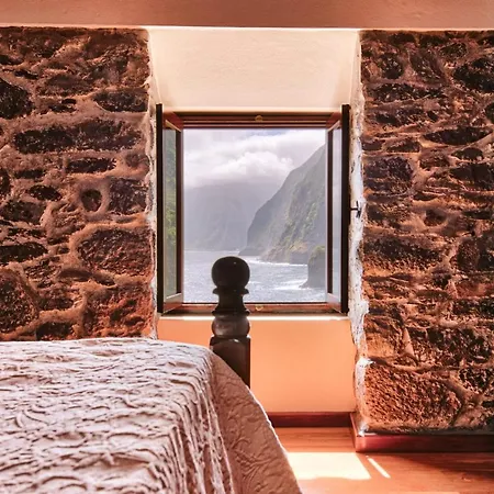 Sunny A & B By Amazing Madeira *