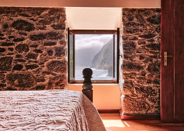 Sunny A & B By Amazing Madeira *